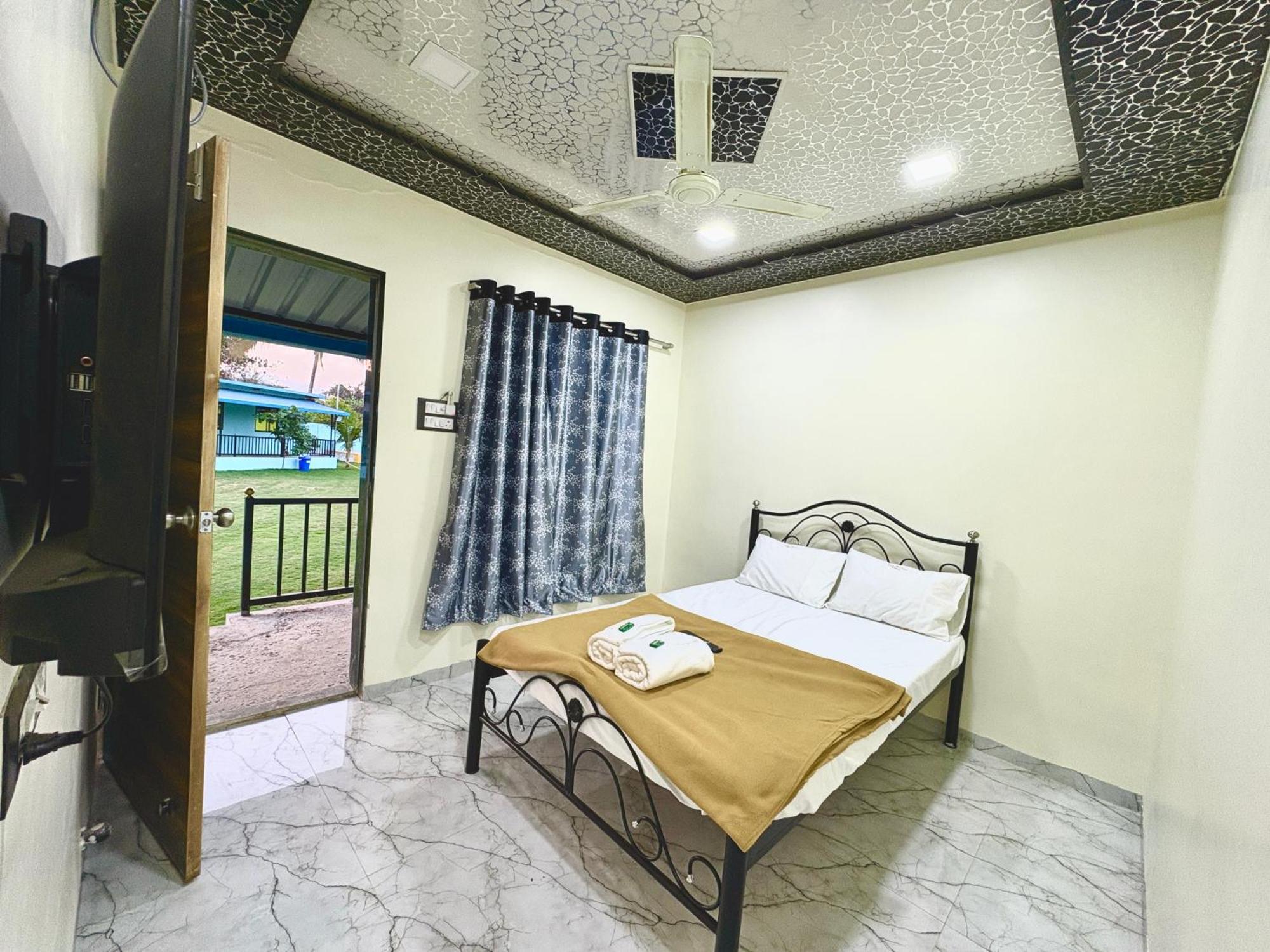 Deep Bhavani Resort Karjat Zewnętrze zdjęcie